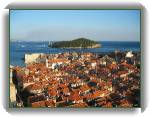 Lokrum island * Old city and Lokrum island view from Minčeta * 800 x 600 * (145KB)